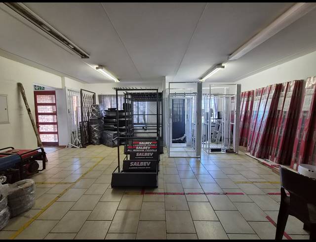 450M² WAREHOUSE TO LET IN ALLANDALE